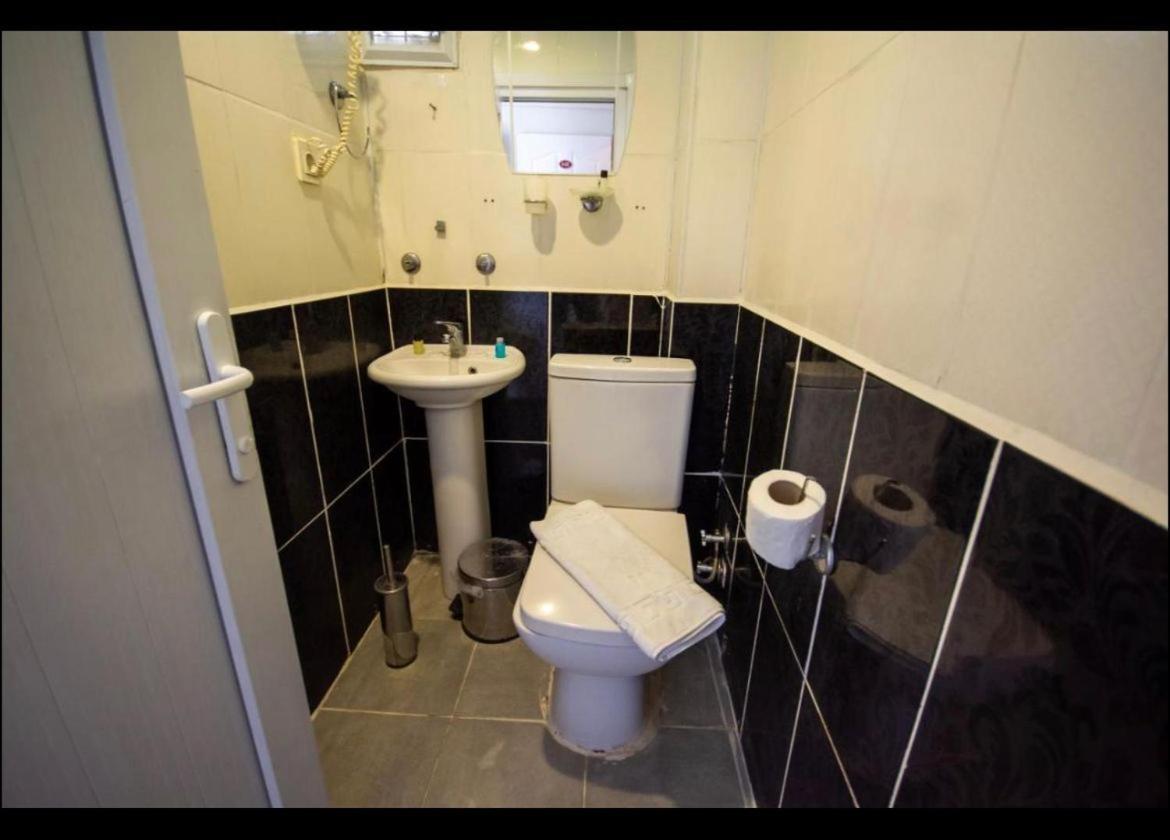 Ozyurt Hotel Istanbul - Old City ภายนอก รูปภาพ